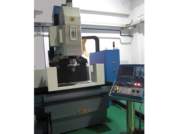 Rectificadora de plantillas CNC