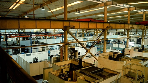 Taller de mecanizado de precisión